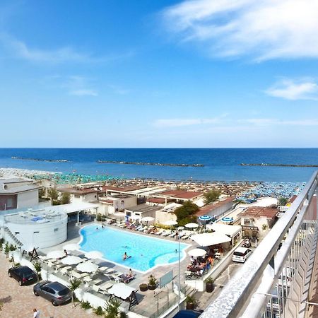 Hotel Saint Tropez Spa & Restaurant Lido Di Savio Zewnętrze zdjęcie