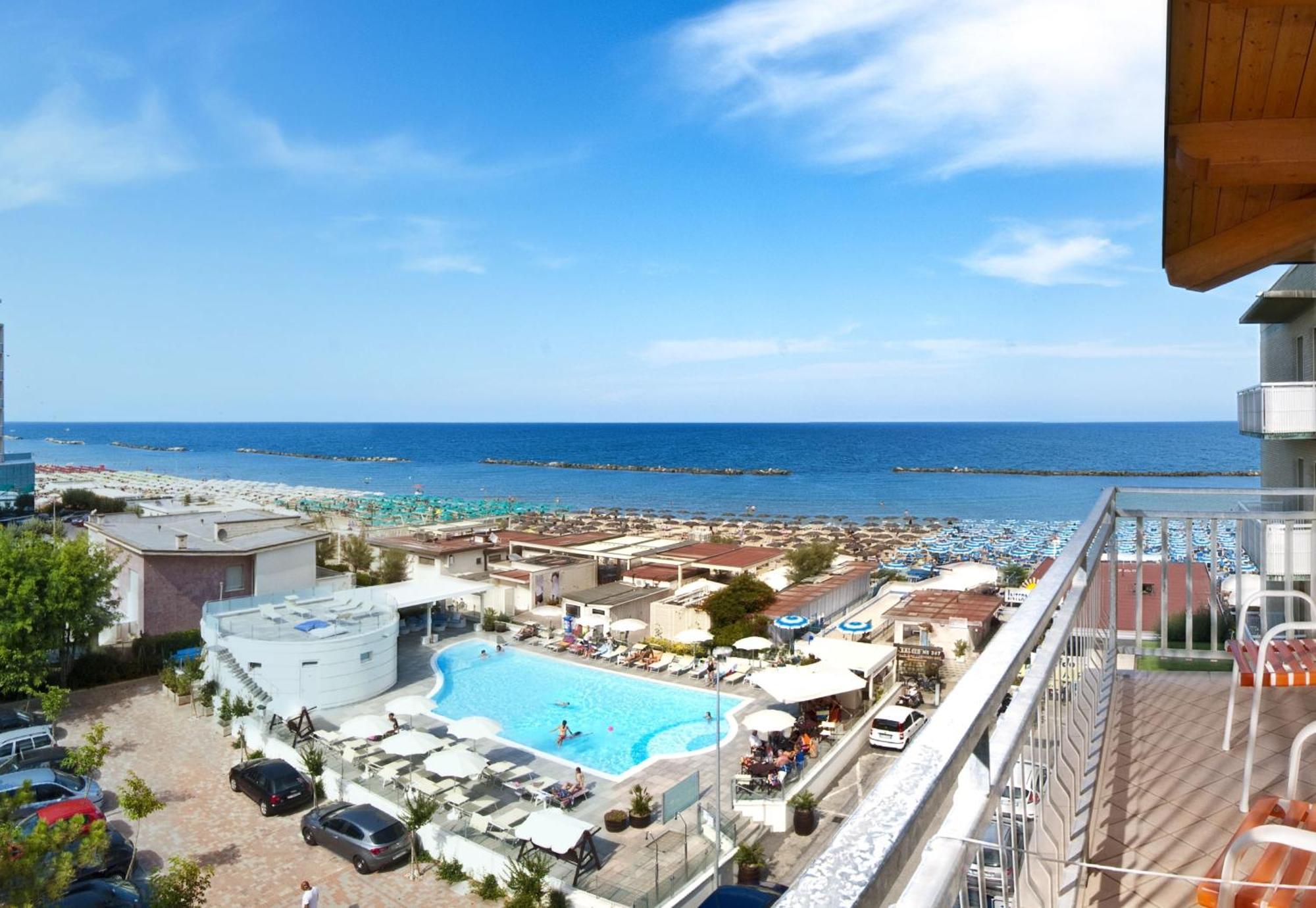 Hotel Saint Tropez Spa & Restaurant Lido Di Savio Zewnętrze zdjęcie